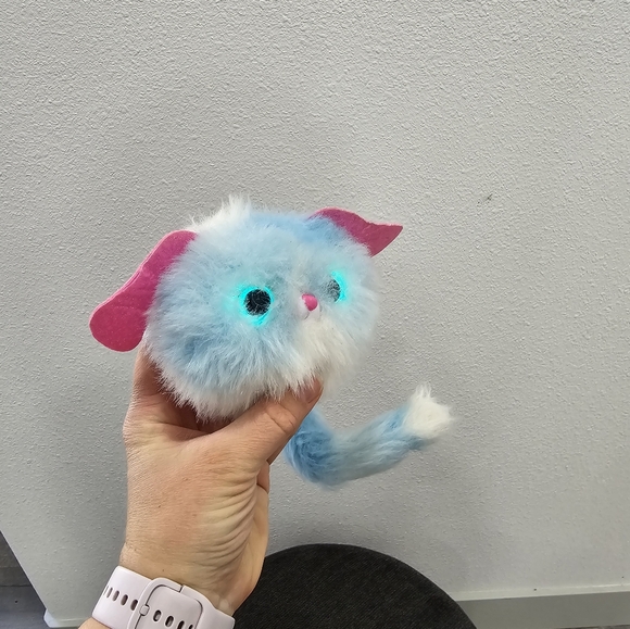 Pomsies Pet Lulu- Plush Interactive Toy - Picture 4 of 8